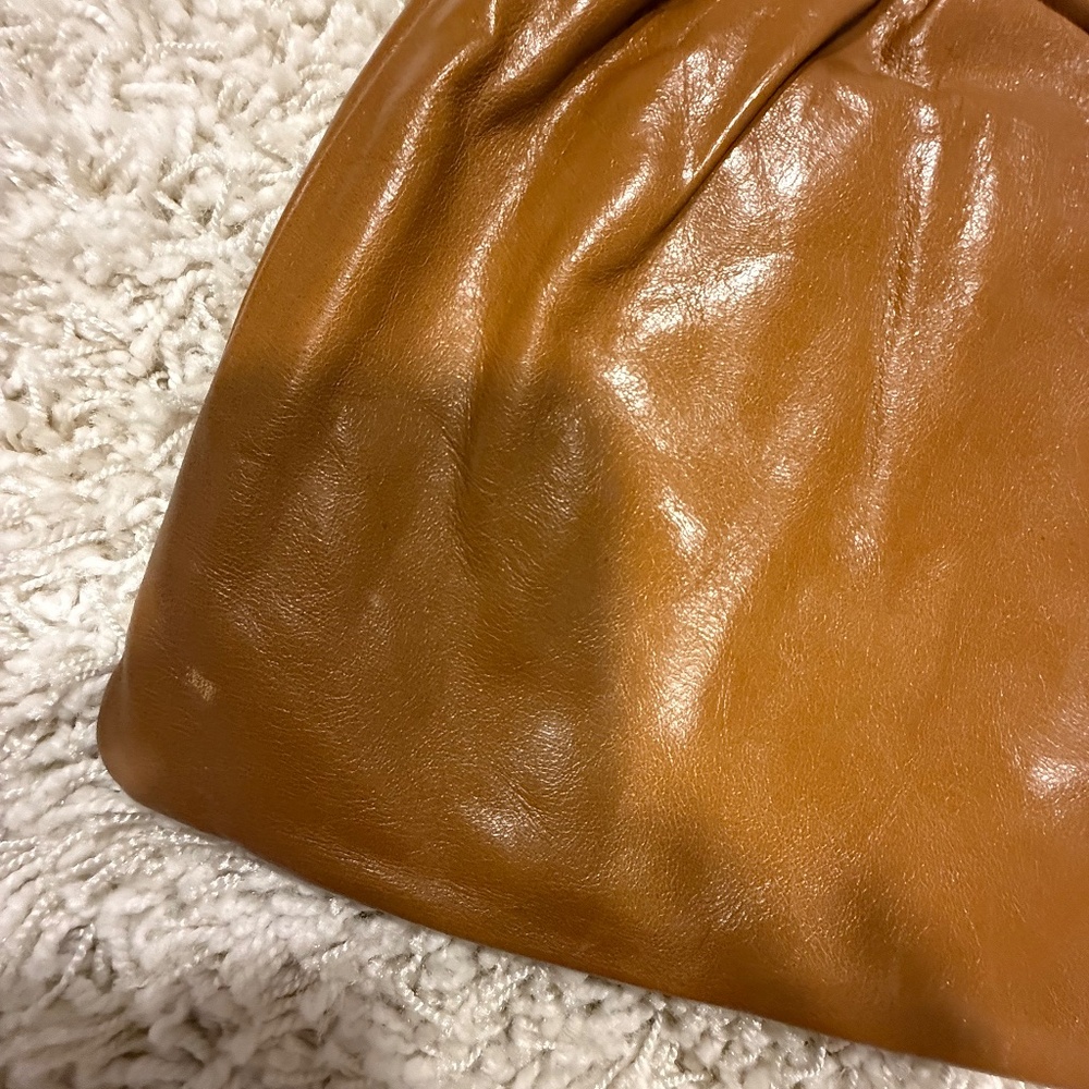 NEW!  Hobo Cinched Top Camel/Tan - Picture 2 of 6